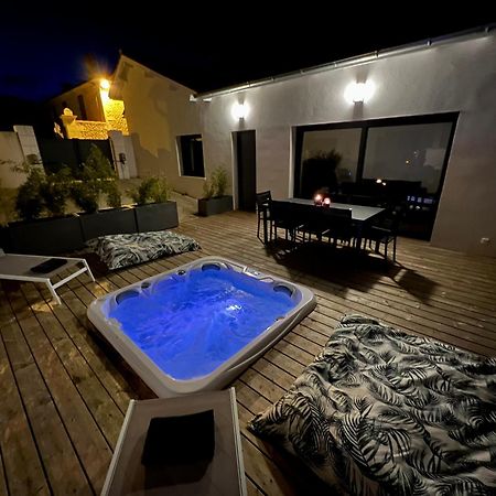 Maison T4 Climatisee Avec Jacuzzi A Lagord Exterior photo
