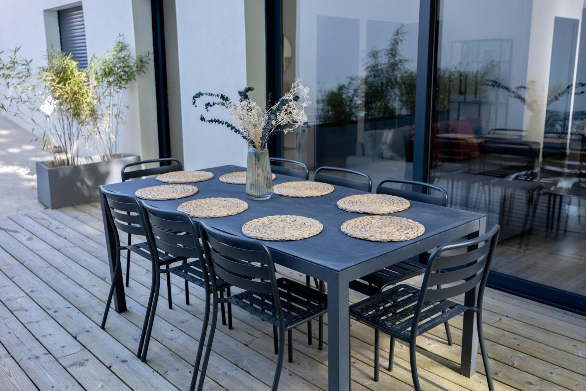 Maison T4 Climatisee Avec Jacuzzi A Lagord Exterior photo